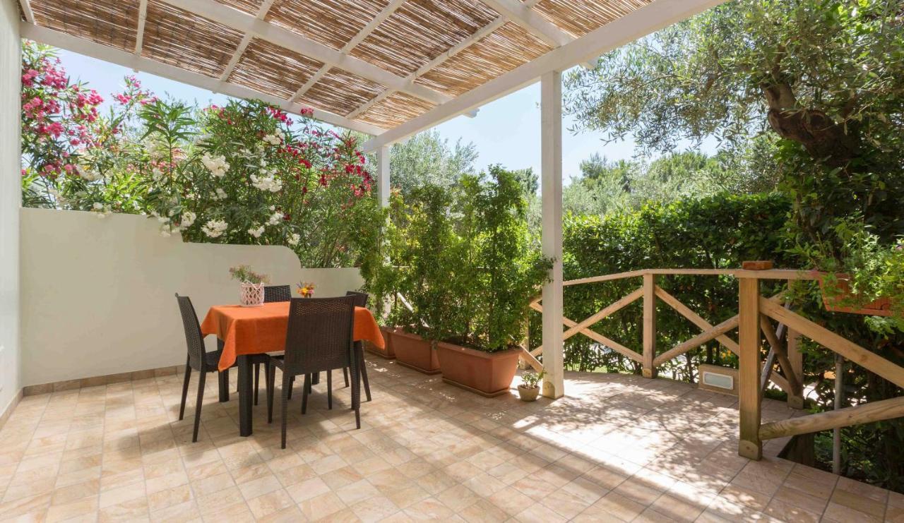 Dimora Tenuta Solentino Торре-Сан-Джованні-Удженто Екстер'єр фото